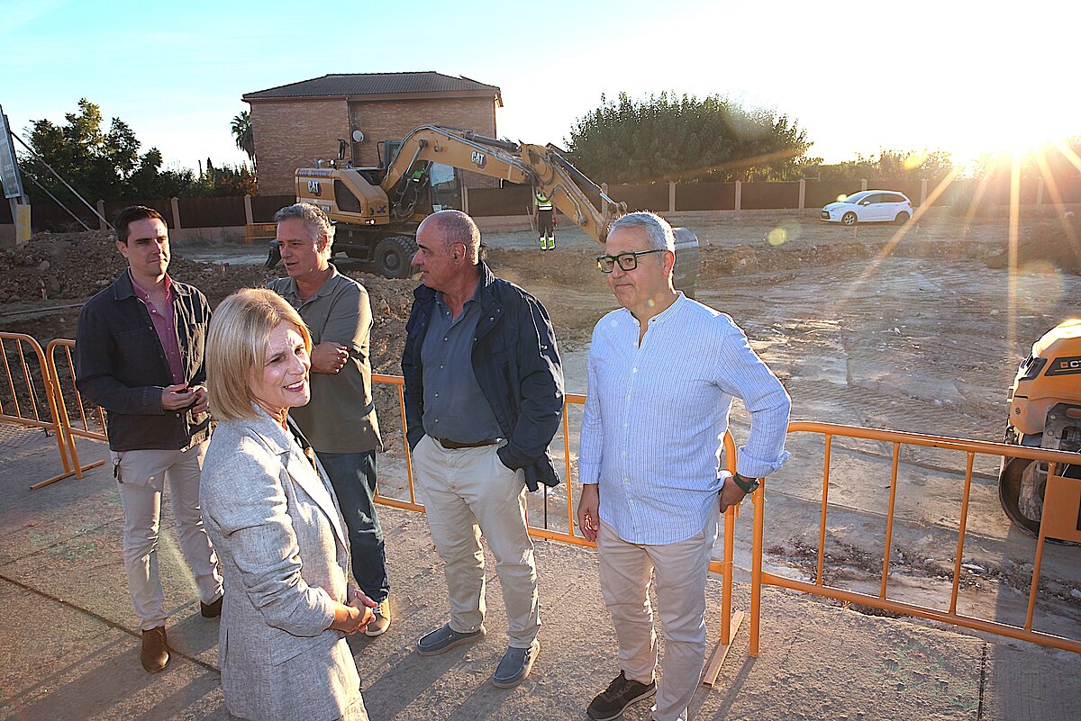 Comienzan las obras de un aparcamiento de 20 plazas en La Marquesa