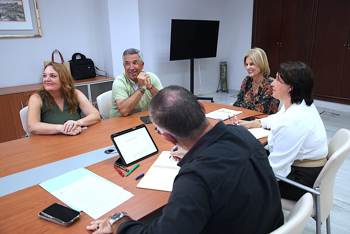 El Ayuntamiento abre vías de colaboración educativa y social sobre el síndrome de Dravet